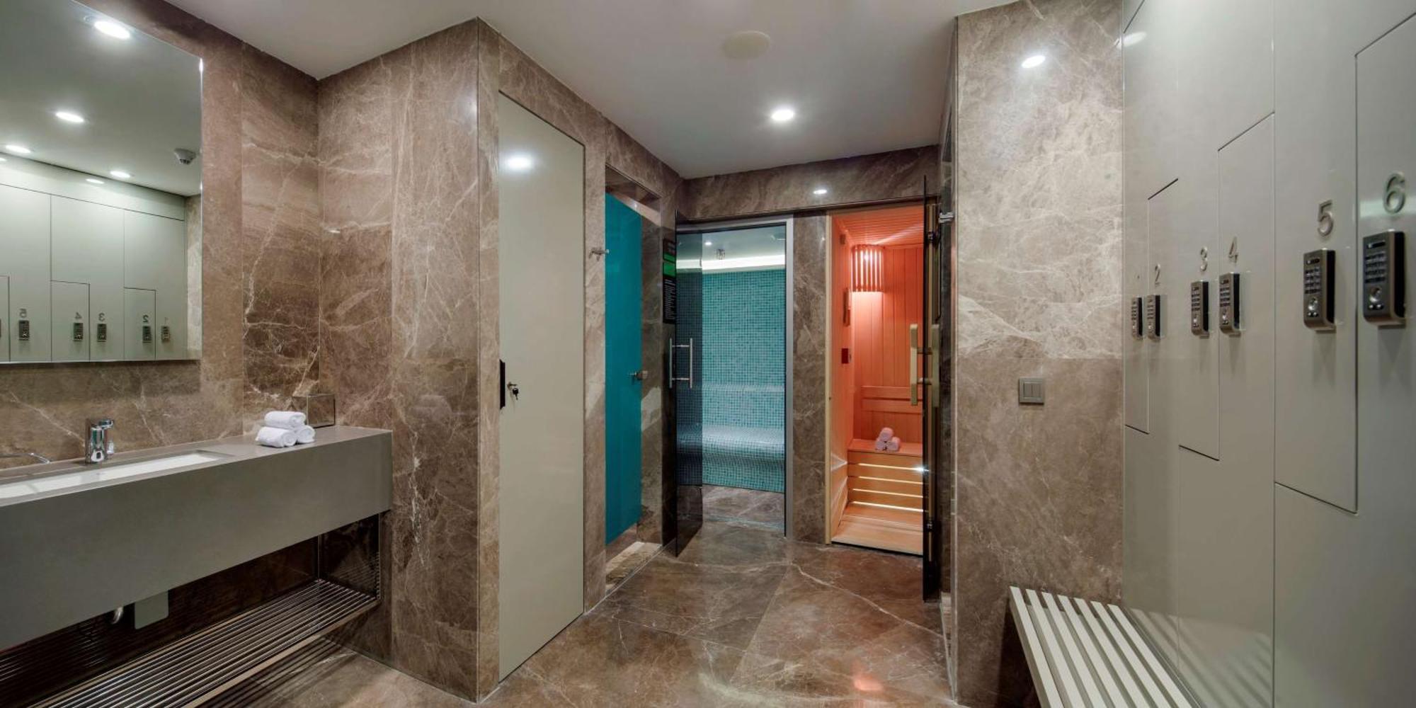 Hilton Garden Inn Istanbul Atatuerk Airport Exterior foto