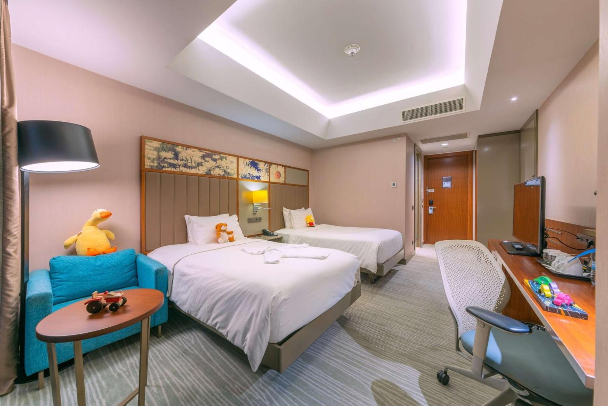 Hilton Garden Inn Istanbul Atatuerk Airport Exterior foto
