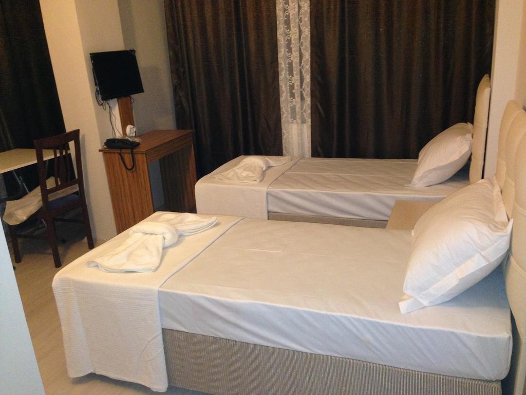 Hilton Garden Inn Istanbul Atatuerk Airport Quarto foto